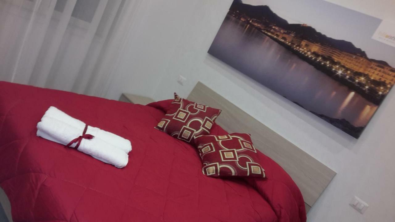 Tuttoincentro Bed & Breakfast Salerno Luaran gambar