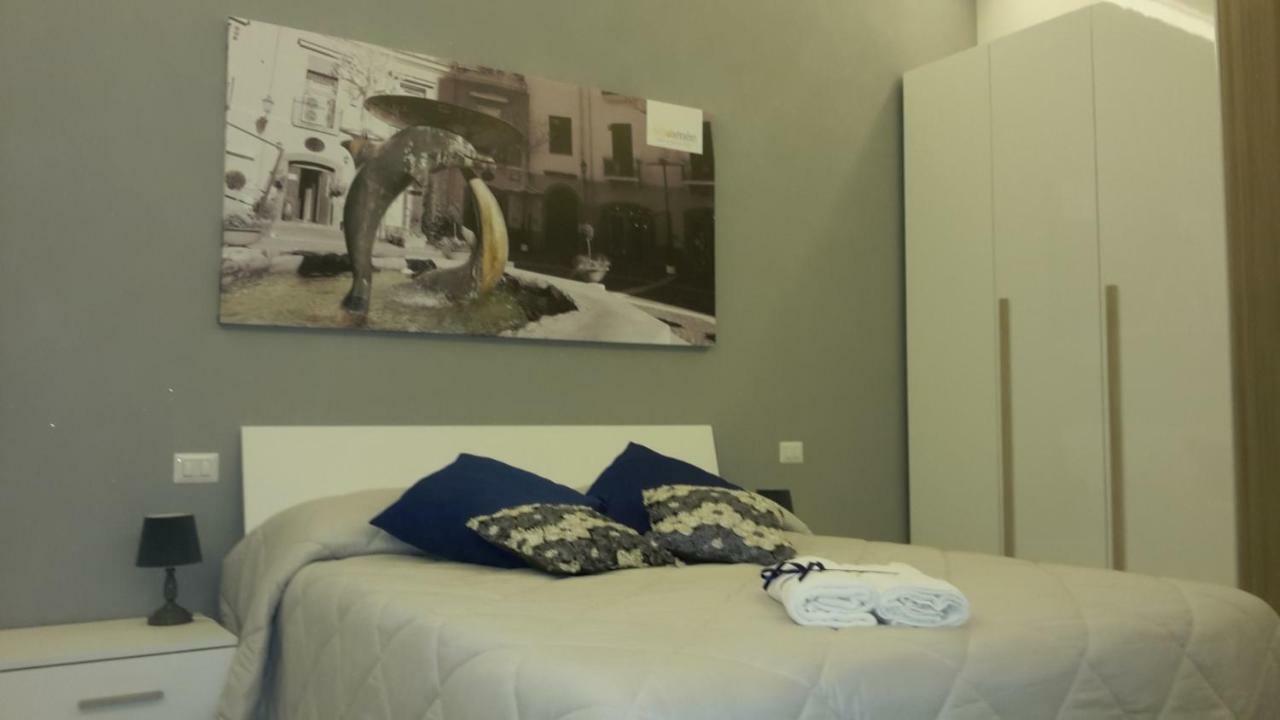 Tuttoincentro Bed & Breakfast Salerno Luaran gambar